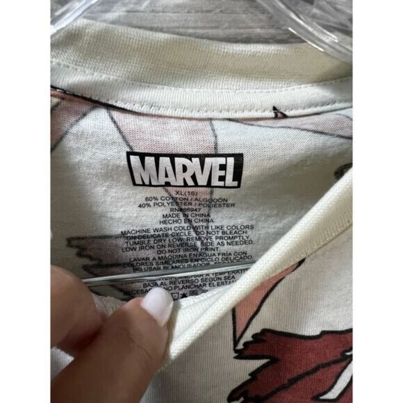 New‎ MARVEL Gender-Neutral All-Over Graphic T-Shirt for Kids 16 - Picture 3 of 4